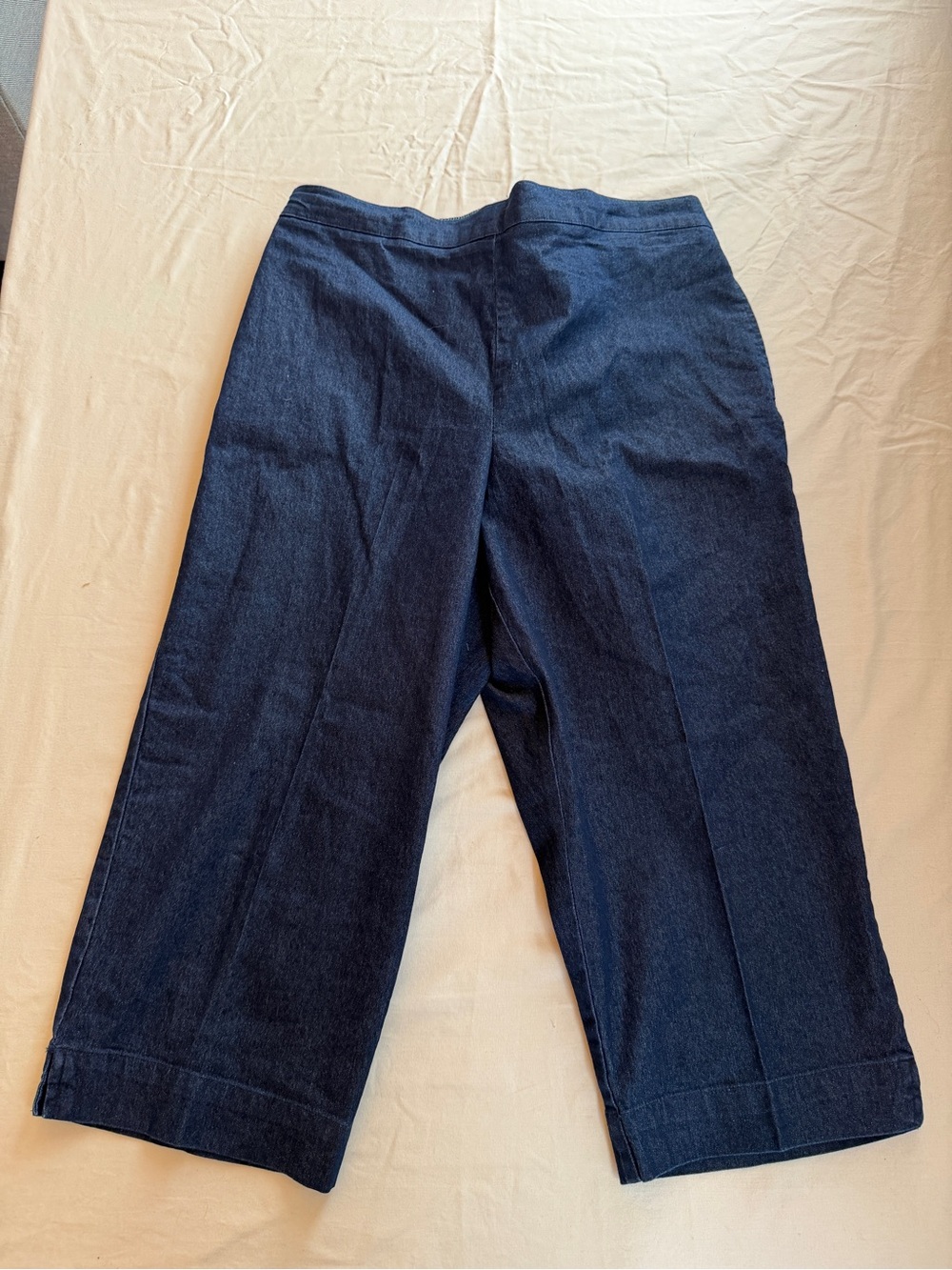 Alfred Dunner Navy Cropped Wide-Leg Jeans